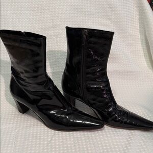 Stuart Weitzman “Talia” Black Patent Leather Ankle Boots | Italy | 9.5